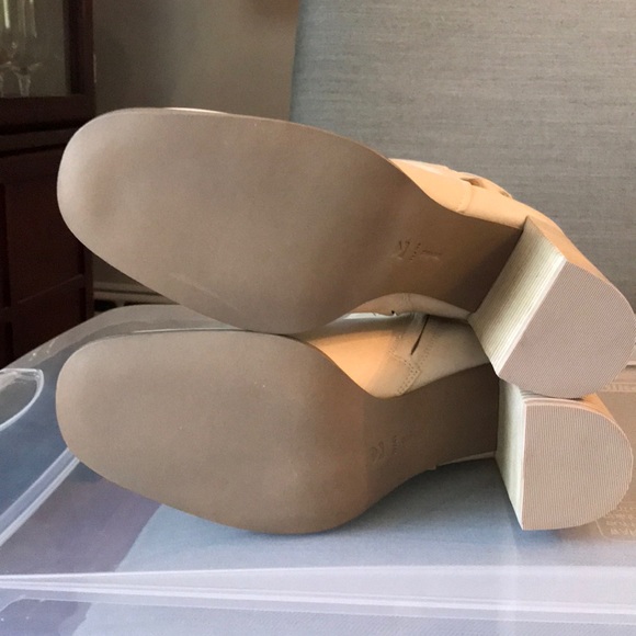 Mercedes Castillo leather ankle boot - never worn - Picture 7 of 7